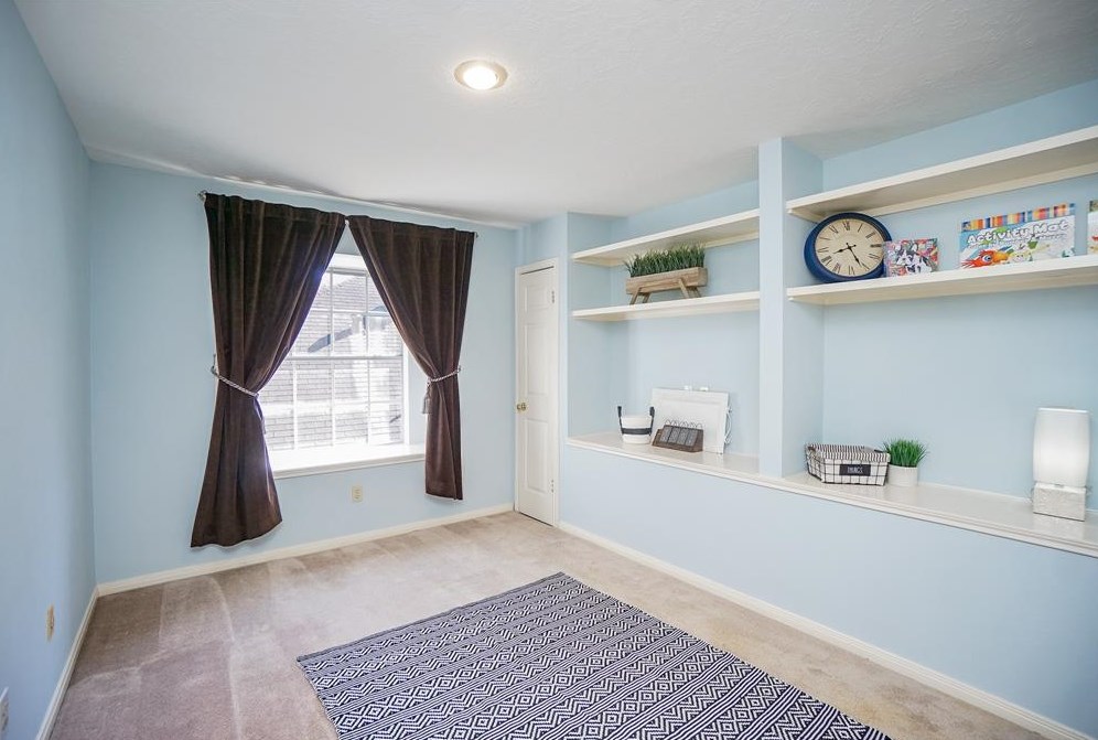 16023 Gladebrook Gln Ln, Houston TX 77095-2530 exterior