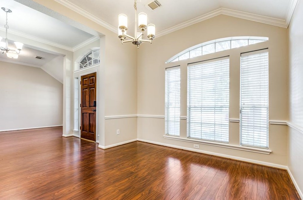 9635 Therrell Dr, Houston, TX 77064