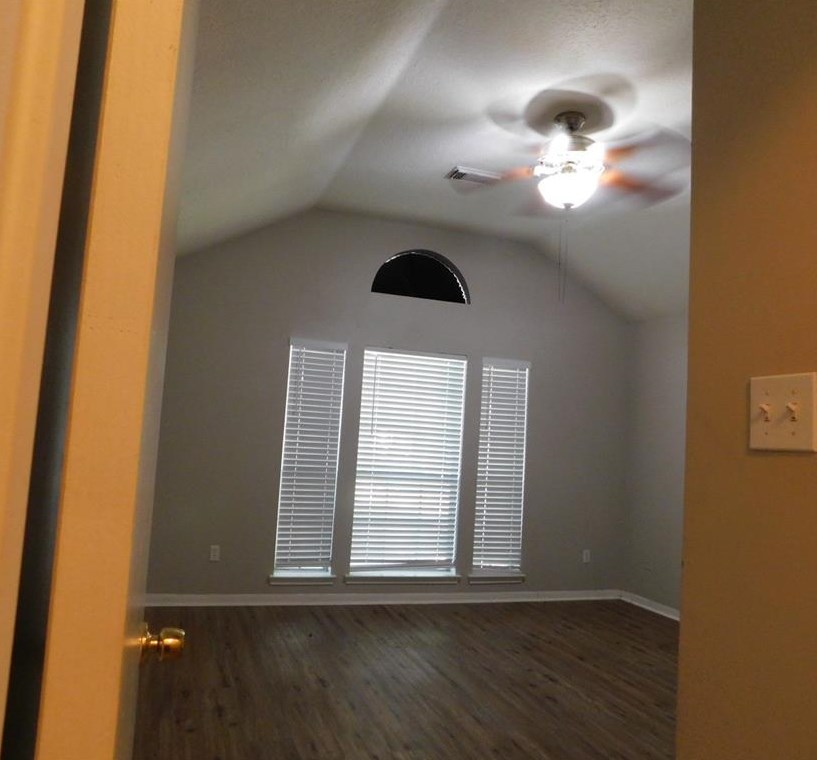 12627 Duchess Ln, Houston, TX 77070-4766