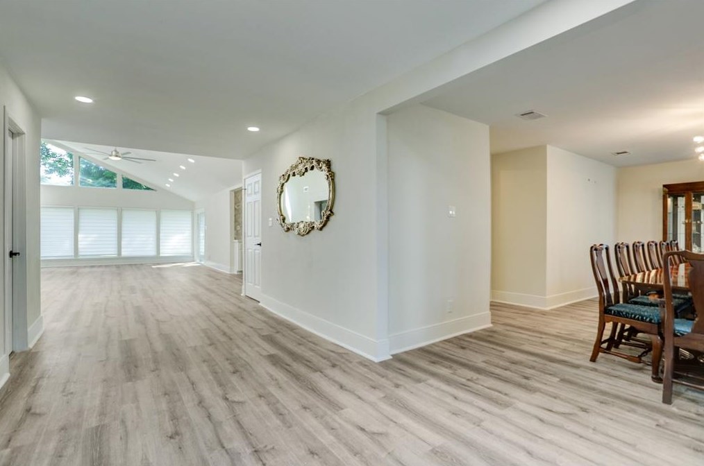 9019 Stroud Dr, Houston, TX 77036