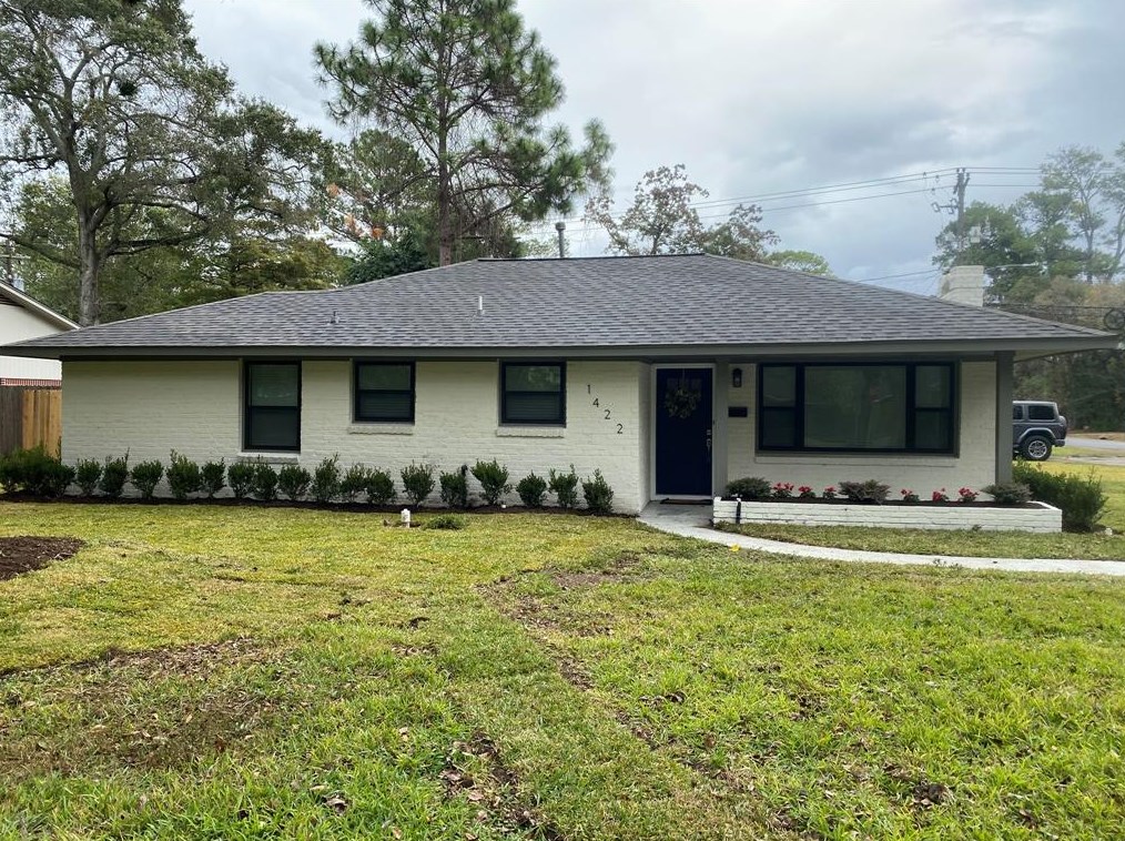 1422 Adkins Rd, Houston, TX 77055-4452