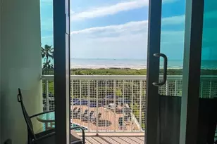 1401 E Beach Dr, Galveston, TX 77550 - Photo 20