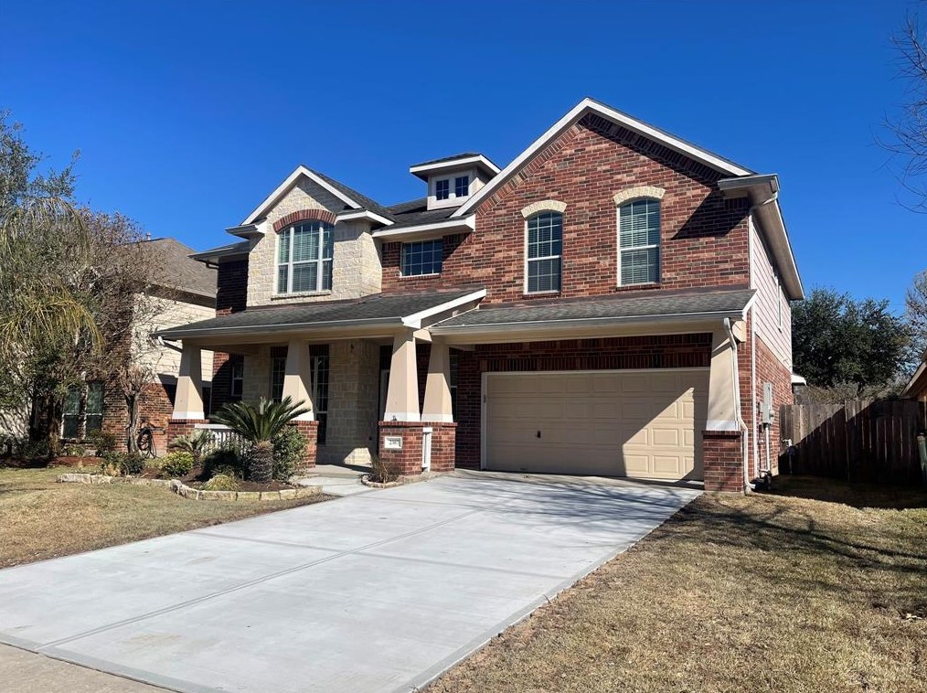 2307 Canyon Springs Dr, Pearland, TX 77584