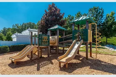 2900 Laurel Ridge Way, East Point, GA 30344 - Photo 6