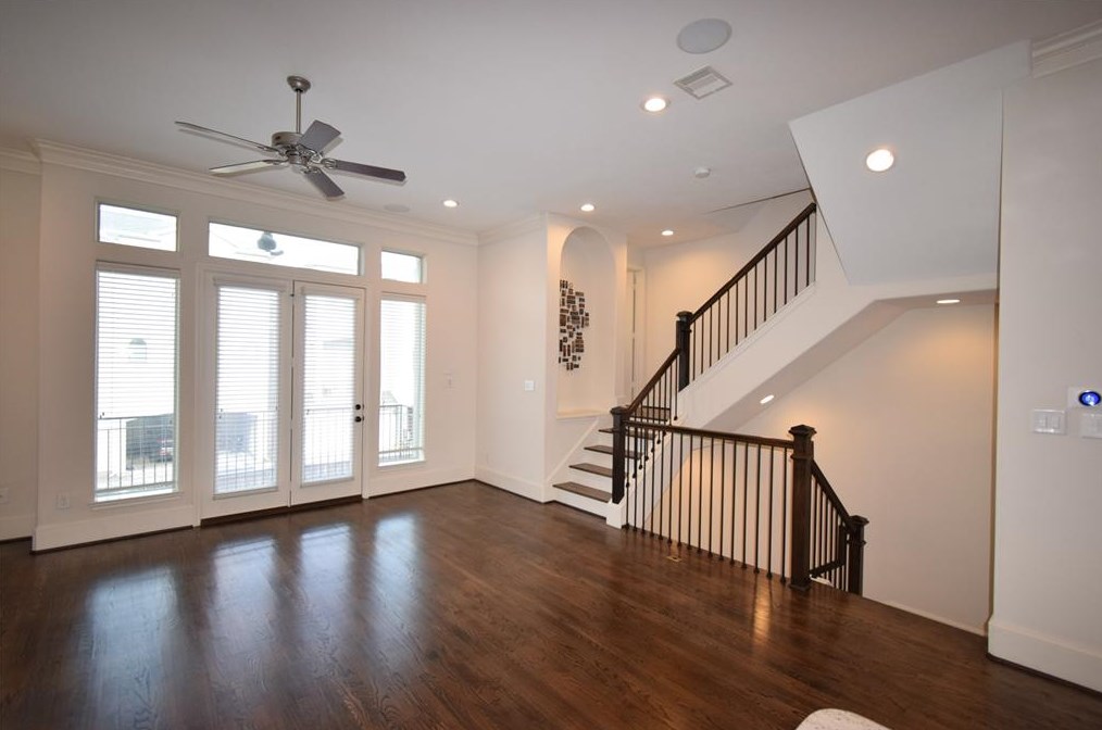1124 24th St, Houston, TX 77009-1713