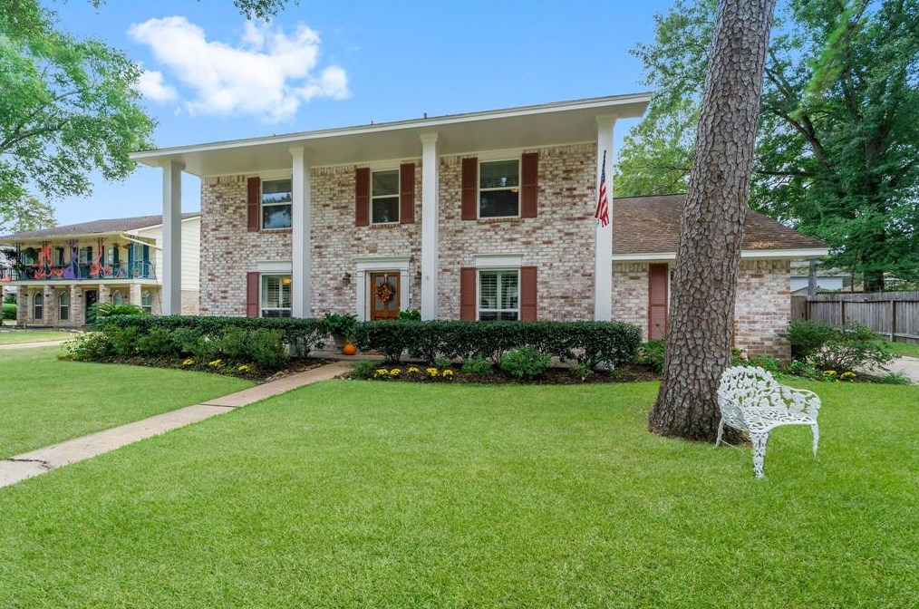 8127 Devonwood Ln, Houston, TX 77070-3606