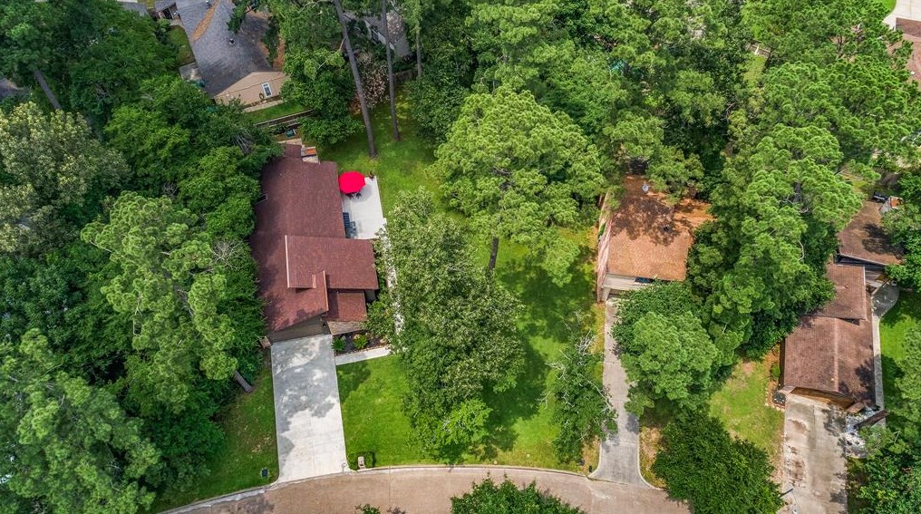 11830 Cranberry Ln, Montgomery, TX 77356-5474