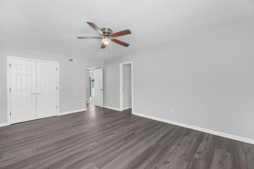 7307 Loma Alta Dr, Houston TX 77083-4242 exterior