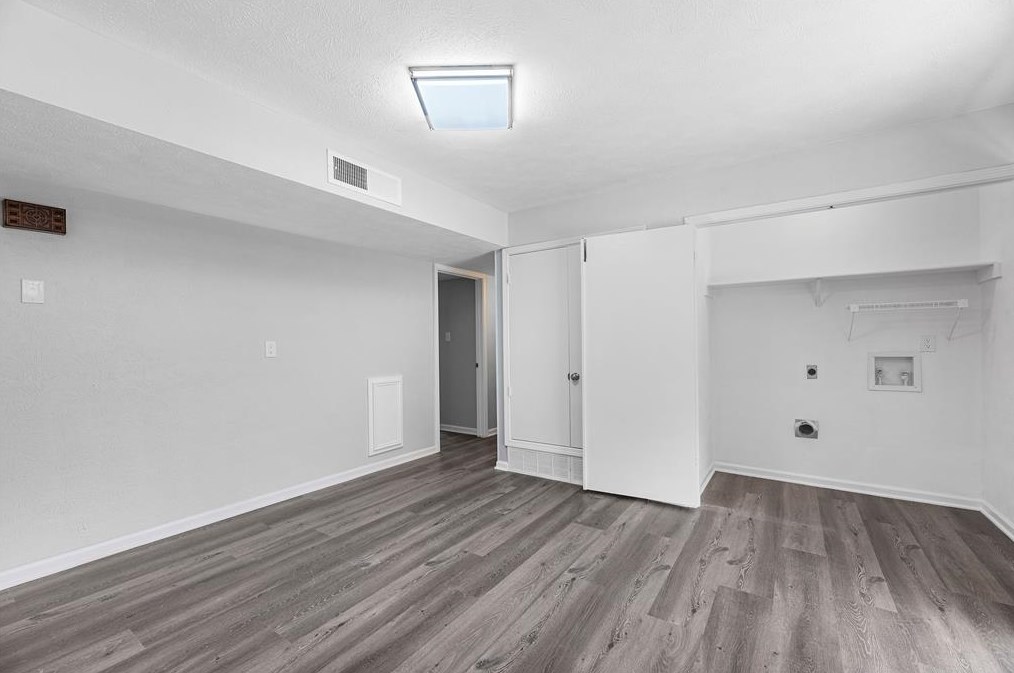 7307 Loma Alta Dr, Houston TX 77083-4242 exterior