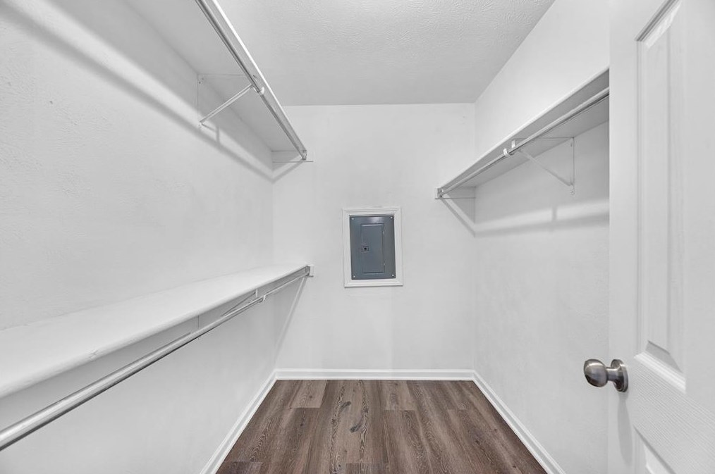 7307 Loma Alta Dr, Houston TX 77083-4242 exterior