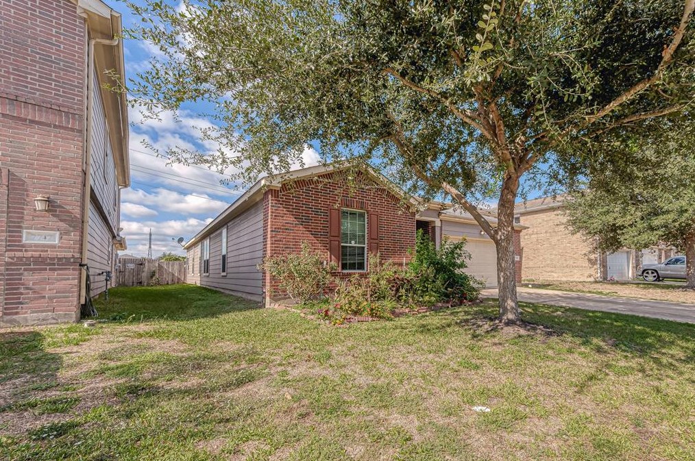 7751 Shavano Ln, Cypress TX  77433-6707 exterior