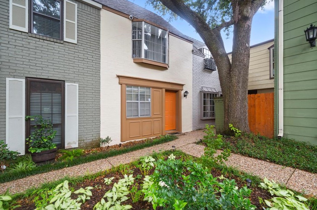 11515 Burdine St #521, Houston, TX 77035