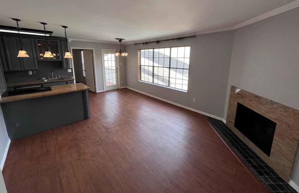 2750 Holly Hall St Apt 1408, Houston, TX 77054