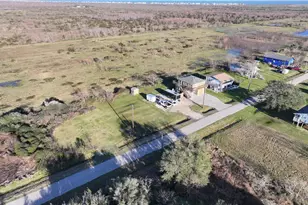1322 Bahama Ln, Port Bolivar, TX 77650 - Photo 40