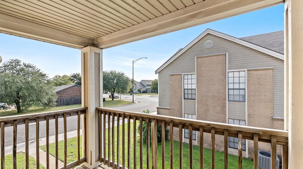 1112 Autumn Cir, College Station TX  77840-7869 exterior