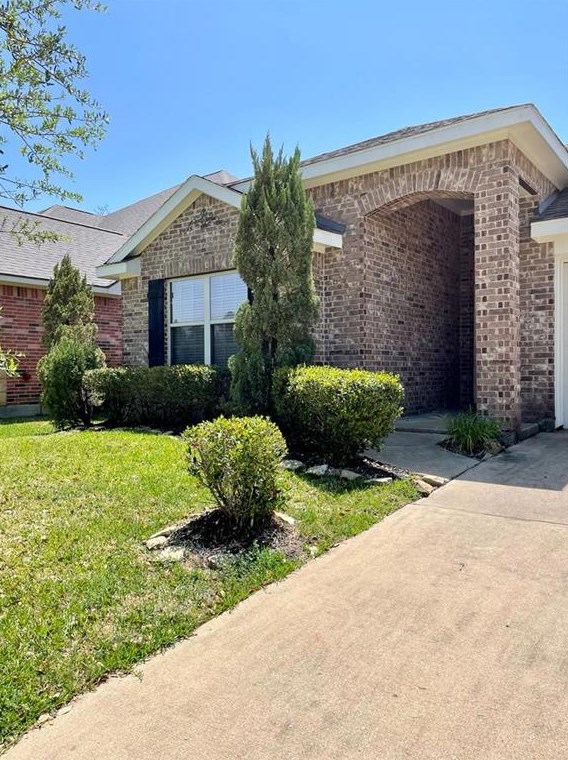 66 Lasting Spring Cir, Spring TX  77389-4307 exterior