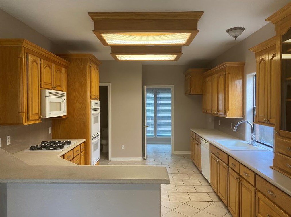 104 Sumac St, Richwood, TX 77566