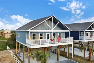 1066 Shady Ln, Gilchrist, TX 77650 - Photo 1