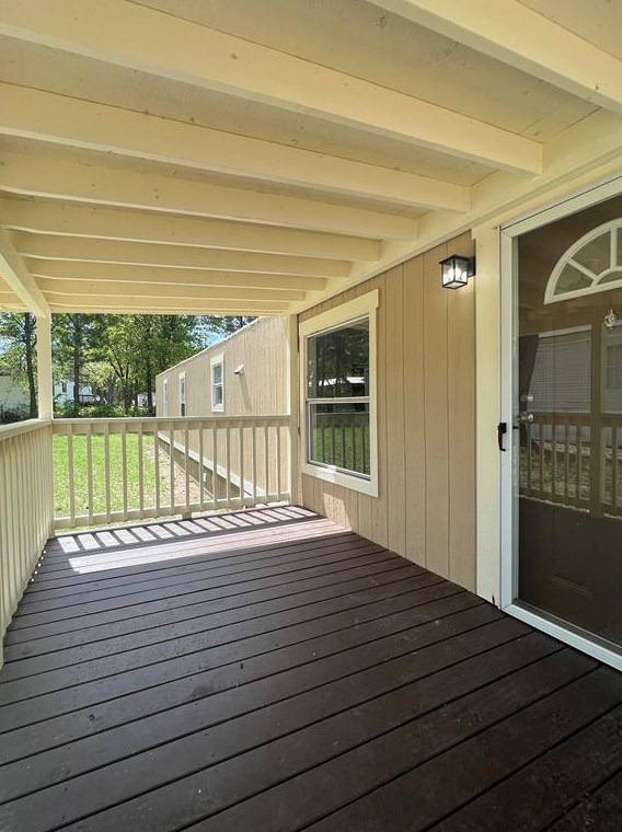 107 Earl Rd, Huntsville, TX 77320