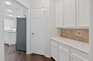 110 Canterbury Green Dr, Conroe, TX 77356 - Photo 20