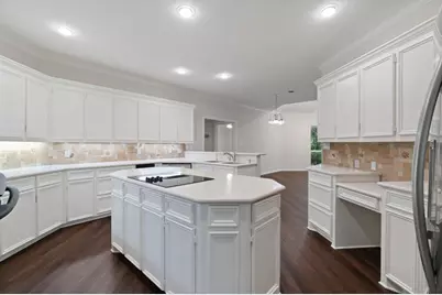 110 Canterbury Green Drive, Conroe, TX 77356 - Photo 18