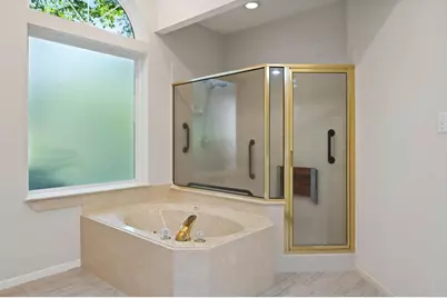 110 Canterbury Green Drive, Conroe, TX 77356 - Photo 28