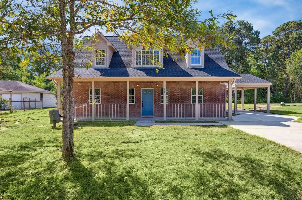 203 Antelope Dr, Crosby, TX 77532