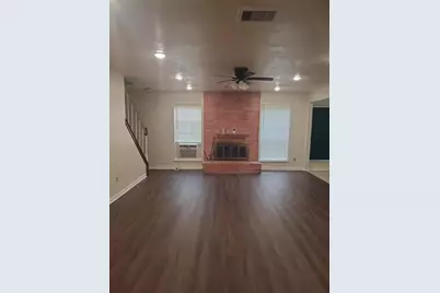 204 Banyan Street, Lake Jackson, TX 77566 - Photo 10