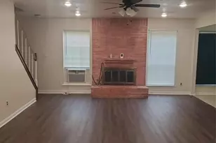 204 Banyan St, Lake Jackson, TX 77566 - Photo 10