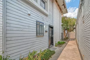 3300 Yorktown St, Houston, TX 77056 - Photo 8