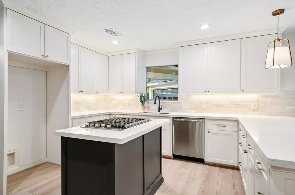 2704 Logrun Cir, Spring TX  77380-1325 exterior