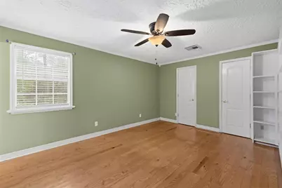 20024 W Lakeshore Dr, Magnolia, TX 77355 - Photo 12