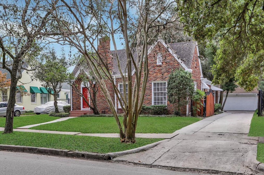 2119 Dryden Rd, Houston, TX 77030
