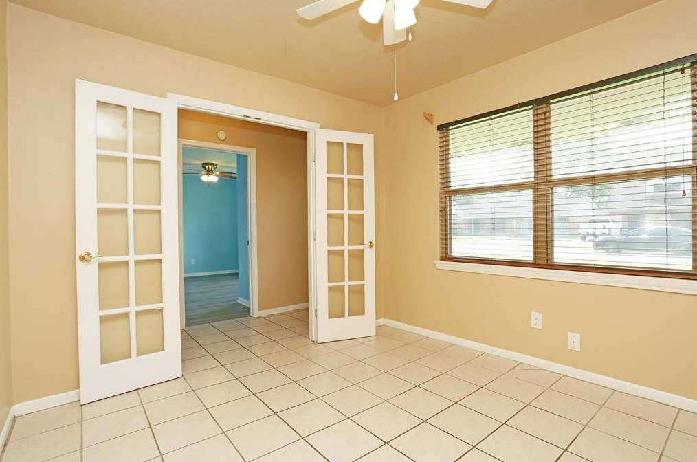 2729 Wisdom Dr, Deer Park, TX 77536