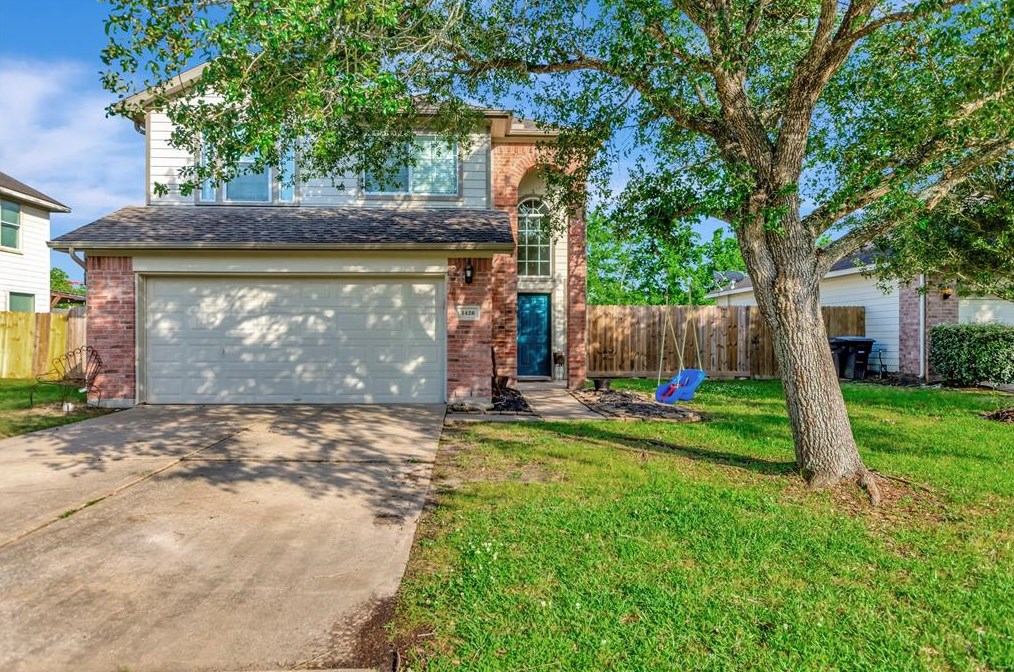1426 Barras St, Alvin, TX 77511-4300