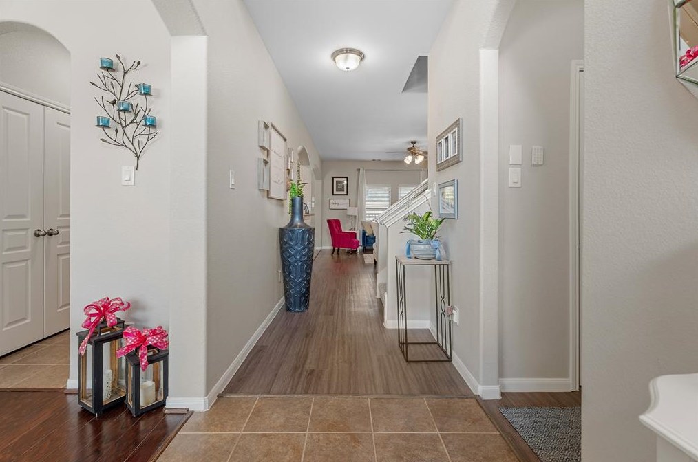 5015 Cove Ct, Bacliff, TX 77518