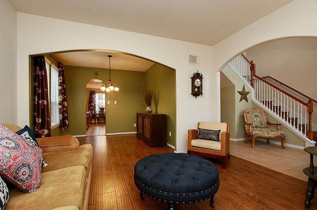 976 Fife Dr, Conroe TX  77301-4138 exterior