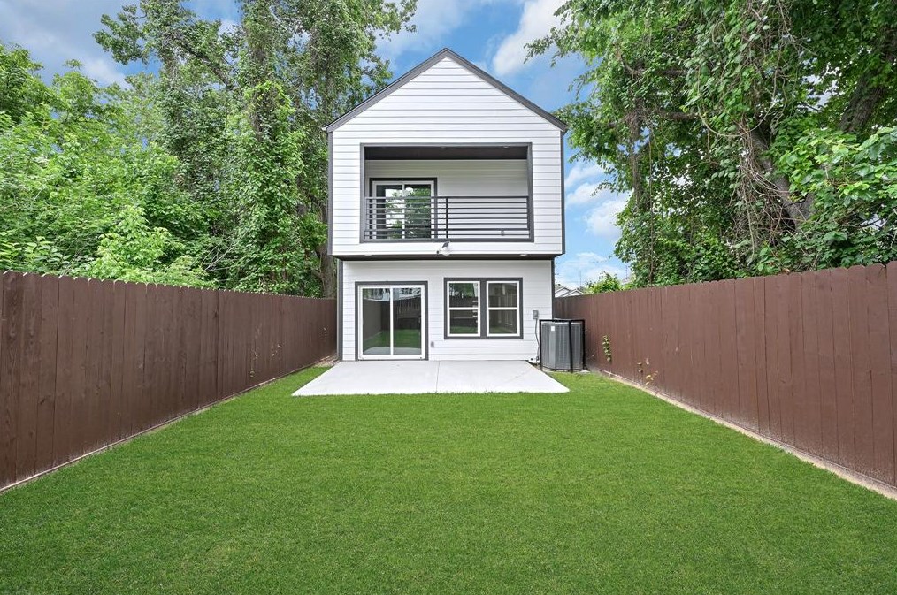 7904 Tower, Houston TX  exterior