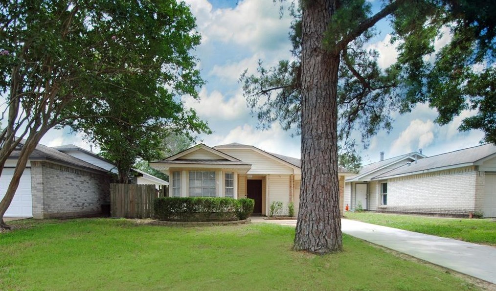 11827 Westlock Dr, Tomball, TX 77377