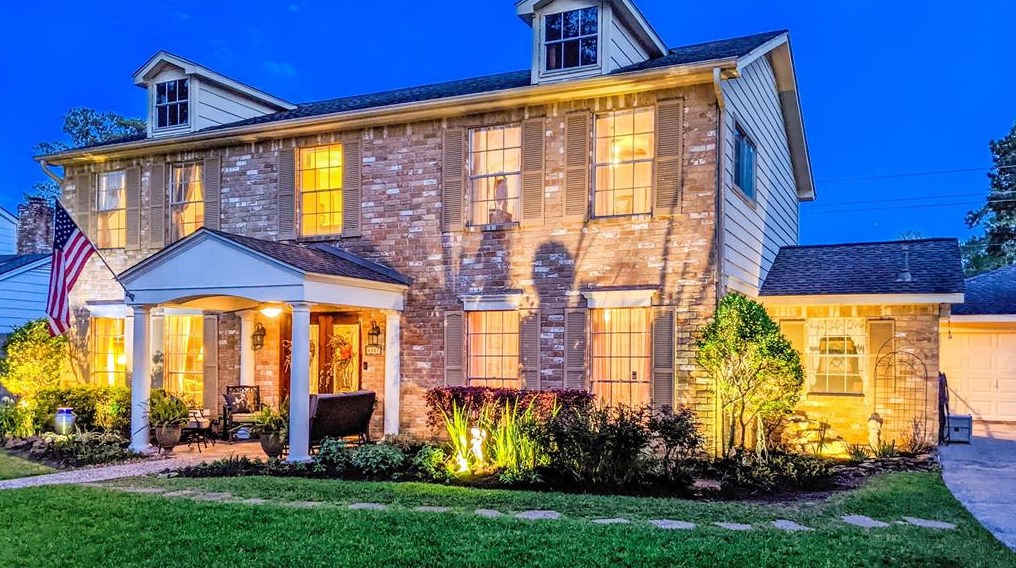 4007 Cypress Lake Dr, Spring, TX 77388-5720