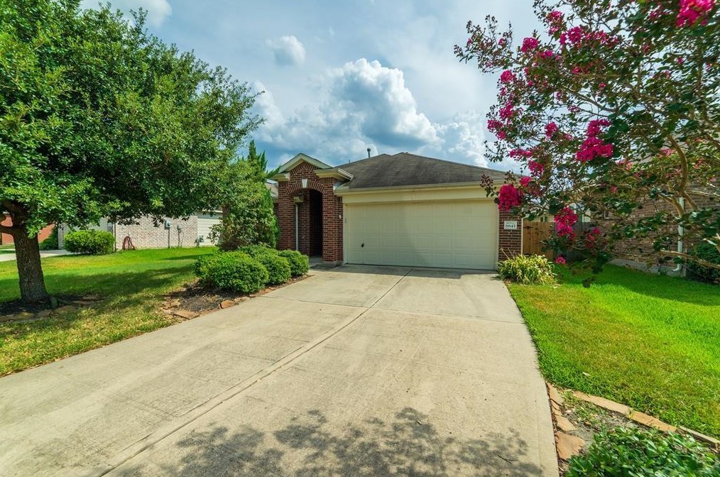 6843 Tammany Manor Ln, Spring, TX 77379-3730