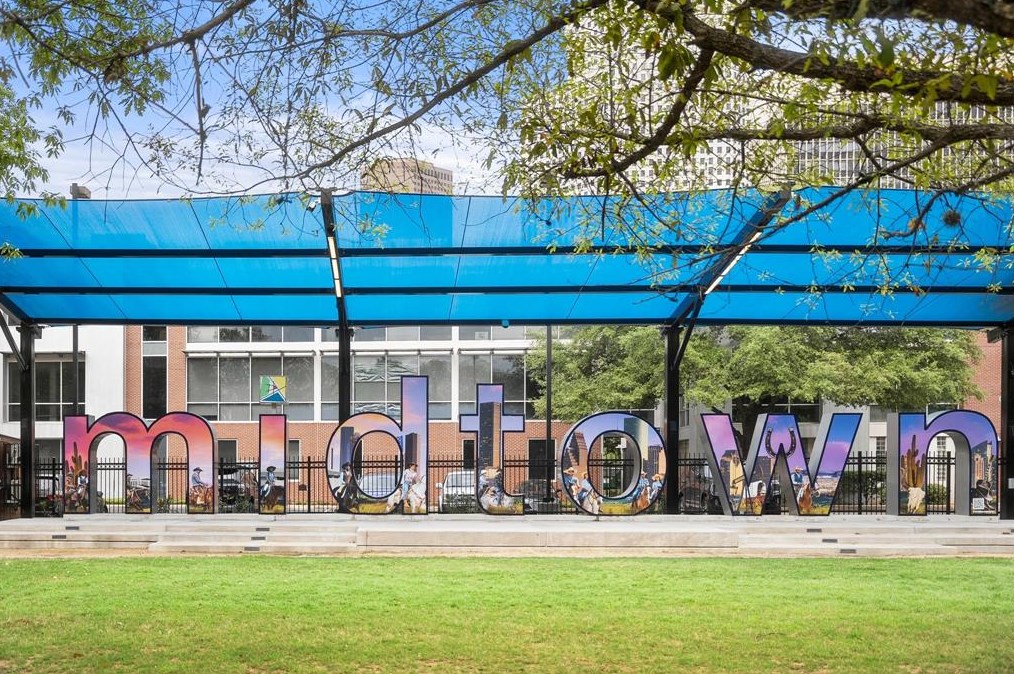 1308 Webster St, Houston TX  77019-5542 exterior