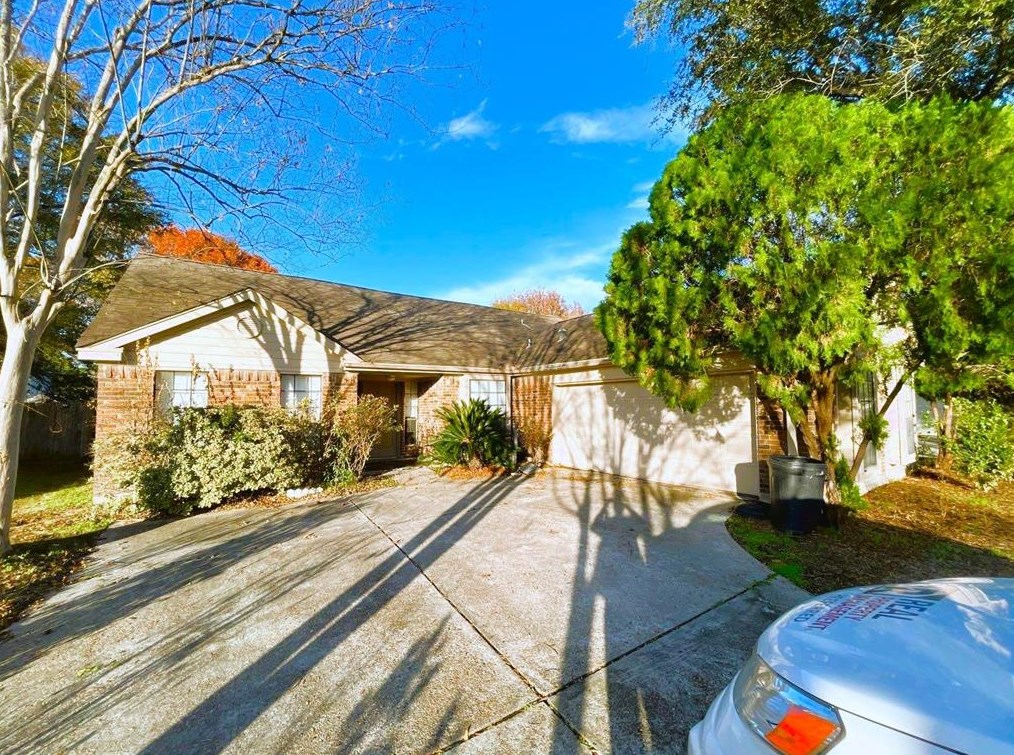 9810 Orangevale Dr, Spring TX  77379-4399 exterior