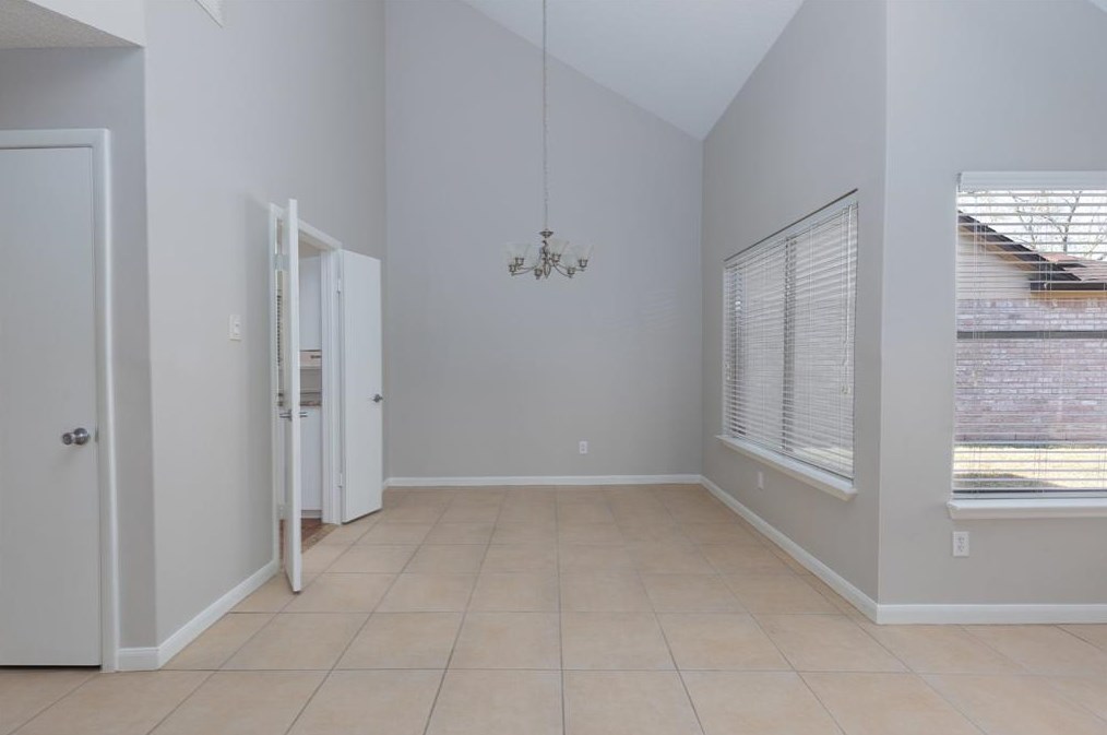 4623 Grn Trl Dr, Houston TX 77084-2949 exterior