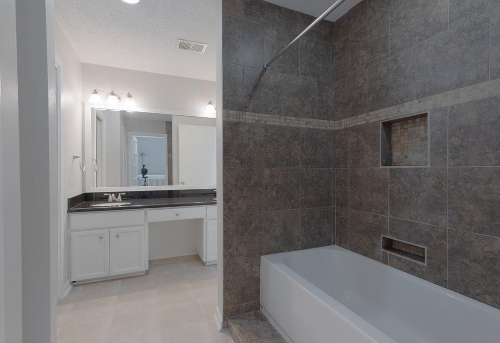 4623 Grn Trl Dr, Houston TX 77084-2949 exterior