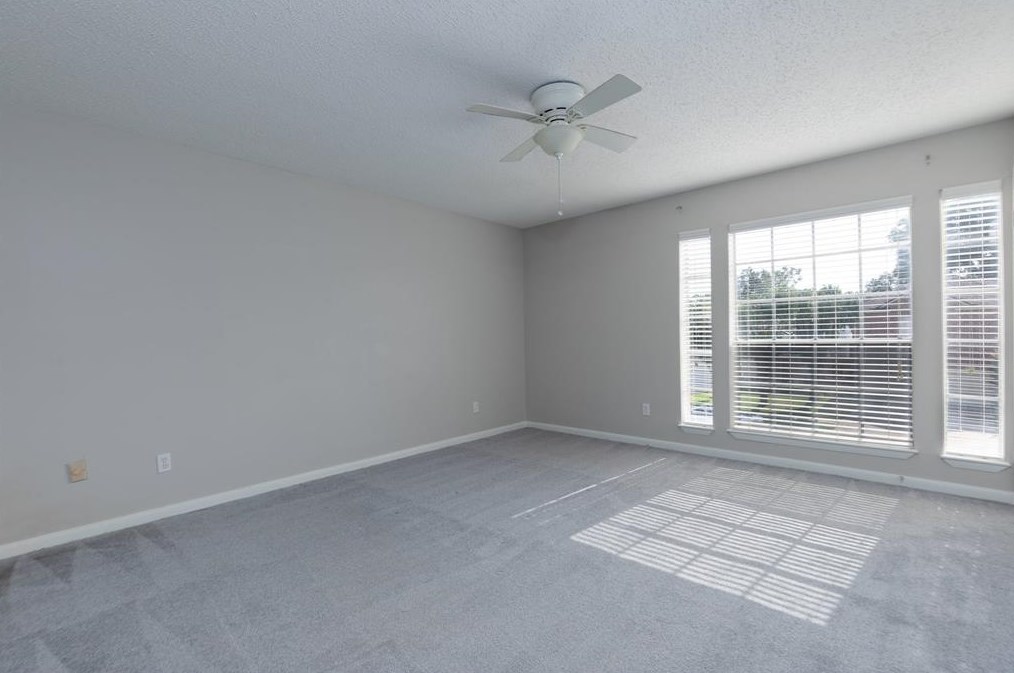 4623 Grn Trl Dr, Houston TX 77084-2949 exterior