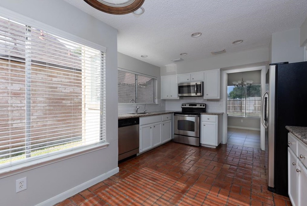 4623 Grn Trl Dr, Houston TX 77084-2949 exterior