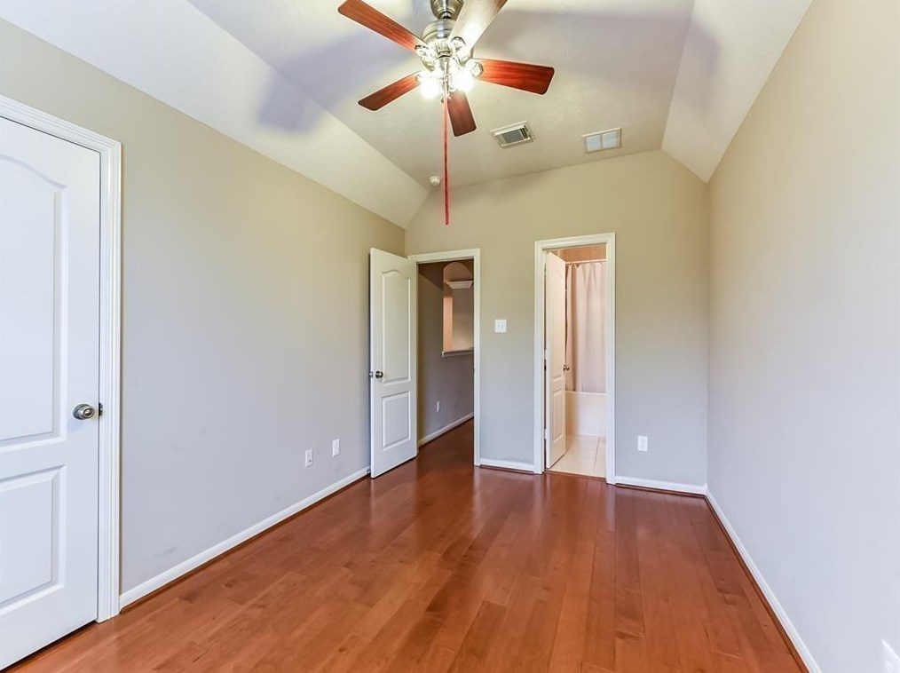 214 Whispering Ridge Ter, Houston, TX 77094-1264