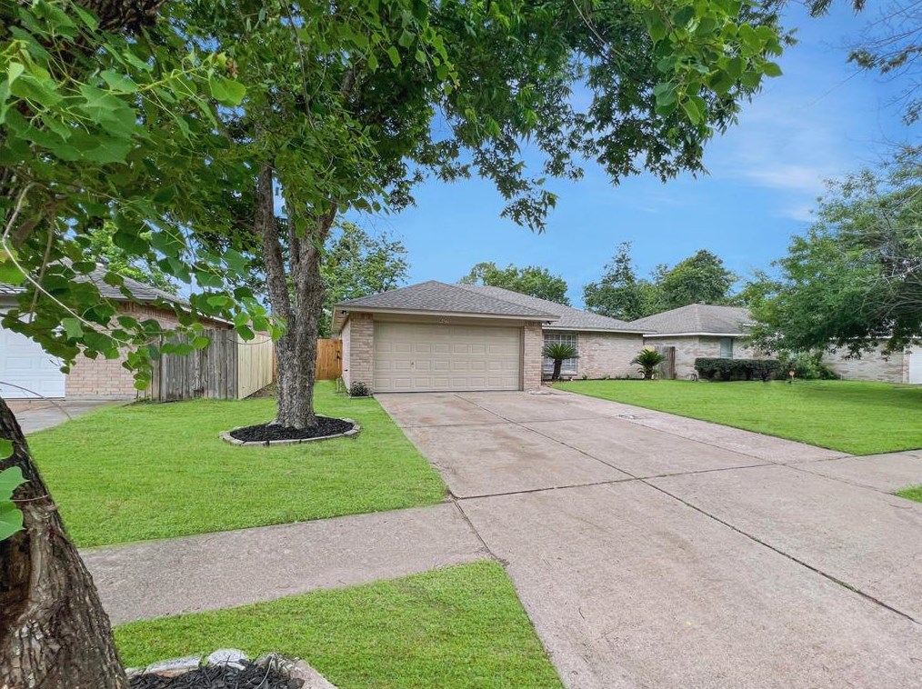 4427 Autumn Meadow Dr, Katy, TX 77449-4021
