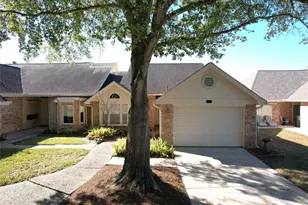 3011 Flower Field Ln, Pearland, TX 77584 - Photo 2